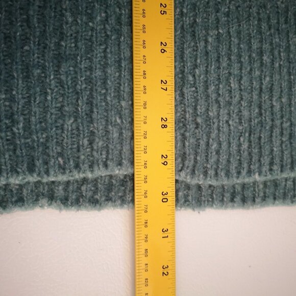 Ricki's Ladies Green Straight Fit Tunic Sweater - Picture 9 of 9